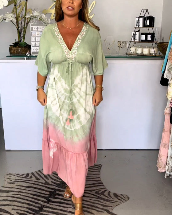 V-ringad klänning med gradienttryck