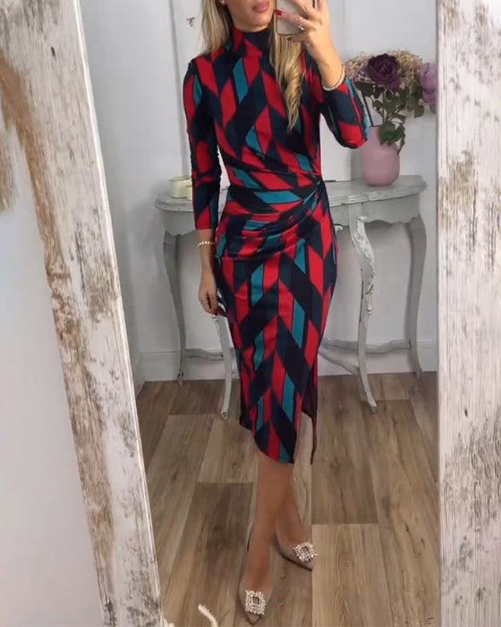 Slitsklänning med diamantmönster