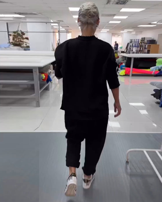 Avslappnad Moderiktig Lös Och Bekväm Kostym