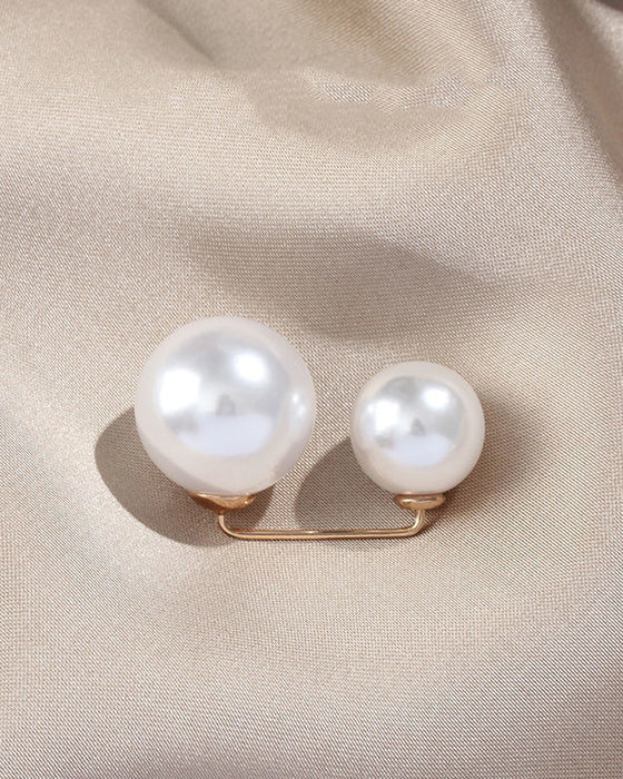 Pärlbrosch i 2 stilar