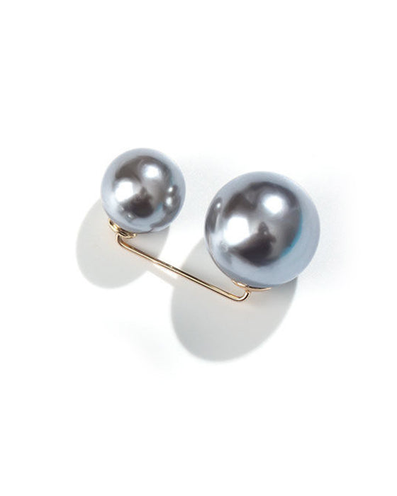 Pärlbrosch i 2 stilar