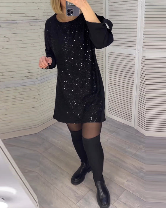 Paljettklänning med rynkad ärm