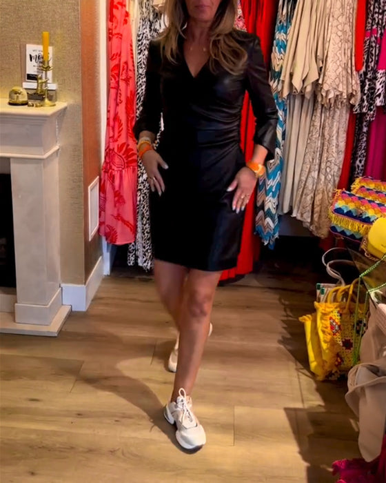 PU-bodyconklänning med V-ringning