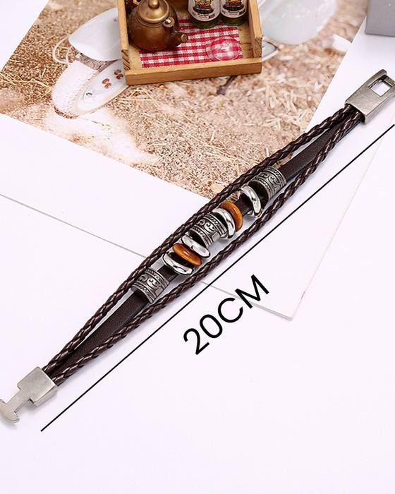 Handpärlat flerlagers läderarmband