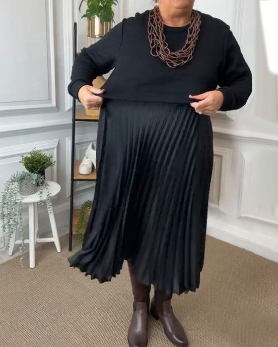 Elegant patchworkklänning med rund halsringning